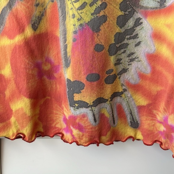 Three-quarter length sleeve blouse with butterfly - Picture 4 of 4